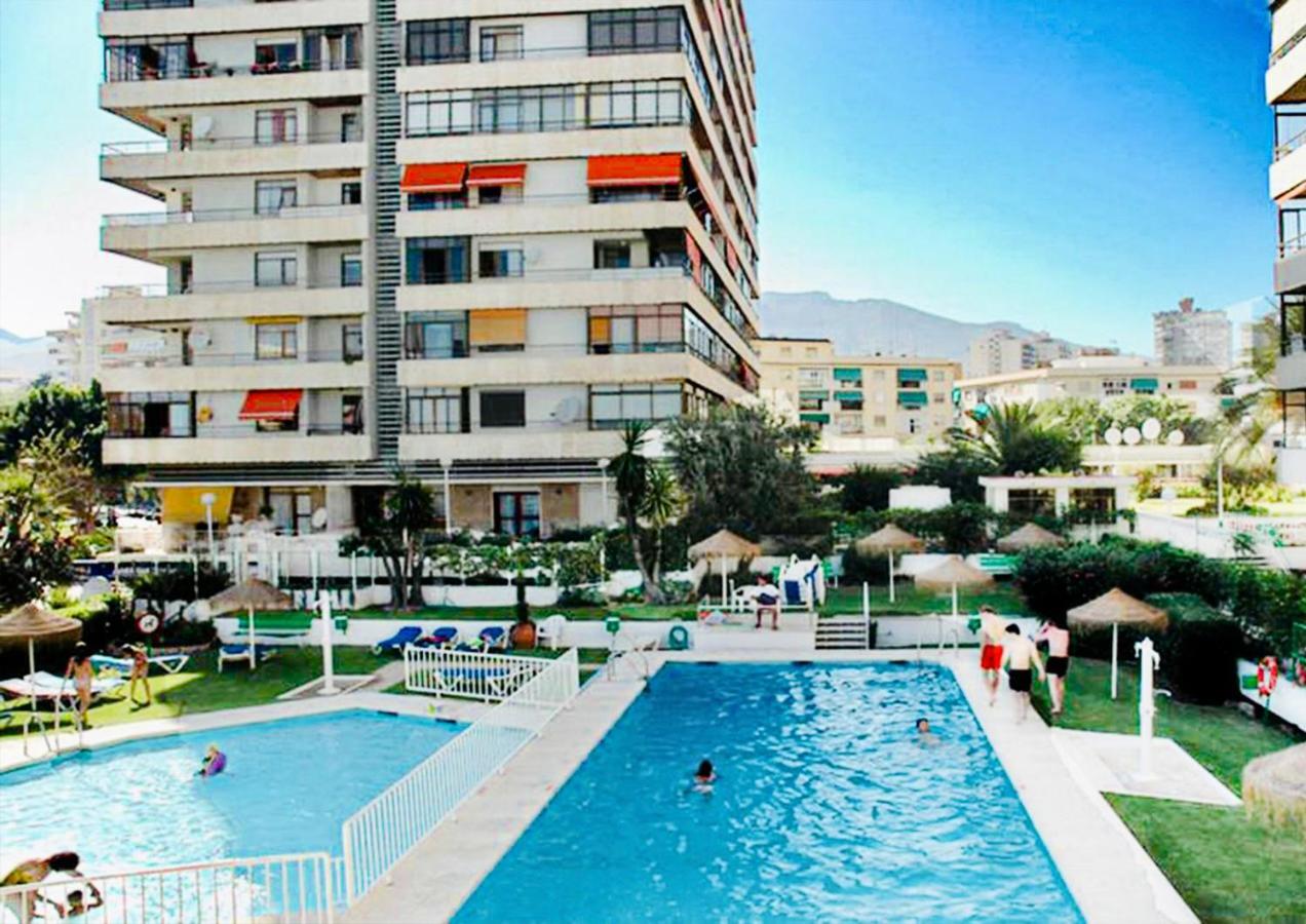 Ideal Apartamento En 托雷莫利诺斯 外观 照片